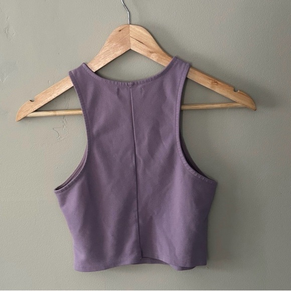 Urban Outfitters Lavender Cropped Tank Top XS Thick Stretch Fitted - Picture 2 of 2